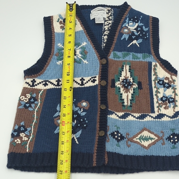 Vintage Christopher & Banks Knit Vest Women's Small Hand Embroidered Buttons - Picture 10 of 11